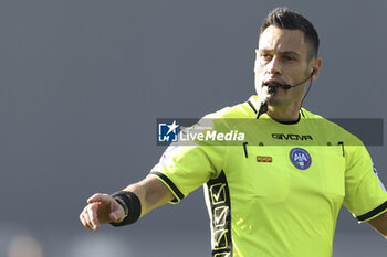 2023-12-23 - Referee Maurizio Mariani gesticulate during the Serie A football match between Frosinone Calcio vs Juventus FC at the Benito Stirpe stadium in Frosinone, Italy on December 23, 2023. - FROSINONE CALCIO VS JUVENTUS FC - ITALIAN SERIE A - SOCCER
