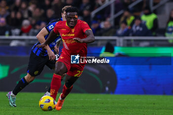 2023-12-23 - Lamerk Banda of US Lecce seen in action during Serie A 2023/24 football match between FC Internazionale and US Lecce at Giuseppe Meazza Stadium, Milan, Italy on December 23, 2023 - INTER - FC INTERNAZIONALE VS US LECCE - ITALIAN SERIE A - SOCCER