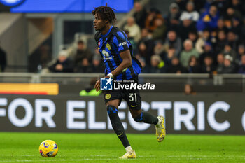 2023-12-23 - Yann Aurel Ludger Bissek of FC Internazionale seen in action during Serie A 2023/24 football match between FC Internazionale and US Lecce at Giuseppe Meazza Stadium, Milan, Italy on December 23, 2023 - INTER - FC INTERNAZIONALE VS US LECCE - ITALIAN SERIE A - SOCCER