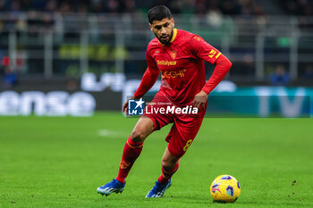 2023-12-23 - Hamza Rafia of US Lecce seen in action during Serie A 2023/24 football match between FC Internazionale and US Lecce at Giuseppe Meazza Stadium, Milan, Italy on December 23, 2023 - INTER - FC INTERNAZIONALE VS US LECCE - ITALIAN SERIE A - SOCCER