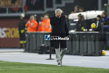 2023-12-23 - Roma’s Portuguese coach Jose Mourinho looks dejected during the Serie A football match between AS Roma vs SSC Napoli Football Club at the Olimpico Stadium in Rome, Italy on December 23, 2023 - AS ROMA VS SSC NAPOLI - ITALIAN SERIE A - SOCCER
