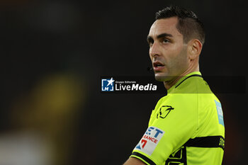 2023-12-23 - Referee Andrea Colombo looks during the Serie A football match between AS Roma vs SSC Napoli Football Club at the Olimpico Stadium in Rome, Italy on December 23, 2023 - AS ROMA VS SSC NAPOLI - ITALIAN SERIE A - SOCCER