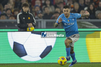 2023-12-23 - SSC Napoli's Italian forward Matteo Politano controls the ball during the Serie A football match between AS Roma vs SSC Napoli Football Club at the Olimpico Stadium in Rome, Italy on December 23, 2023 - AS ROMA VS SSC NAPOLI - ITALIAN SERIE A - SOCCER