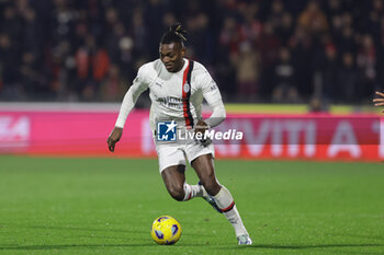 2023-12-22 - Milan’s Portuguese forward Rafael Leao controls the ball during the Serie A football match between Unione Sportiva Salernitana vs AC Milan at the Arechi Stadium in Salerno on December 22, 2023. - US SALERNITANA VS AC MILAN - ITALIAN SERIE A - SOCCER