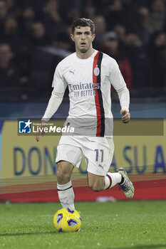 2023-12-22 - Milan’s American forward Christian Pulisic controls the ball during the Serie A football match between Unione Sportiva Salernitana vs AC Milan at the Arechi Stadium in Salerno on December 22, 2023. - US SALERNITANA VS AC MILAN - ITALIAN SERIE A - SOCCER