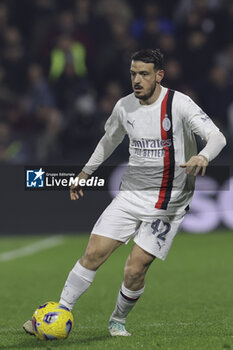 2023-12-22 - Milan’s Italian defender Alessandro Florenzi controls the ball during the Serie A football match between Unione Sportiva Salernitana vs AC Milan at the Arechi Stadium in Salerno on December 22, 2023. - US SALERNITANA VS AC MILAN - ITALIAN SERIE A - SOCCER
