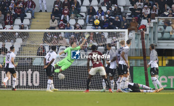 2023-12-23 - Marco Silvestri of Udinese Calcio during the Italian Serie A, football match between Torino Fc and Udinese Calcio on 23 December 2023, at Studio Olimpic Grande Torino, Turin, Italy. Photo Nderim Kaceli - TORINO FC VS UDINESE CALCIO - ITALIAN SERIE A - SOCCER