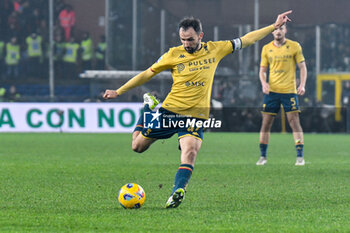 2023-12-29 - Milano Badelj of Genoa shoots during Italian Serie A match between Genoa CFC vs FC Inter on 29 december 2023 at the Stadio Luigi Ferraris, Genova - GENOA CFC VS INTER - FC INTERNAZIONALE - ITALIAN SERIE A - SOCCER