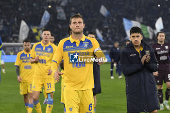 2023-12-29 - Frosinone Calcio greets the fans during the 18th day of the Serie A Championship between S.S. Lazio vs Frosinone Calcio, 29 December 2023 at the Olympic Stadium in Rome. - SS LAZIO VS FROSINONE CALCIO - ITALIAN SERIE A - SOCCER