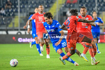 2023-10-06 - Empoli's Matteo Cancellieri fights for the ball against Udinese's Hassane Kamara - EMPOLI FC VS UDINESE CALCIO - ITALIAN SERIE A - SOCCER