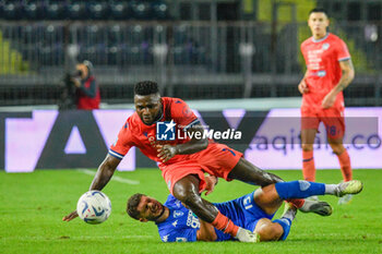 2023-10-06 - Udinese's Isaac Success is fouled by Empoli's Liberato Cacace - EMPOLI FC VS UDINESE CALCIO - ITALIAN SERIE A - SOCCER