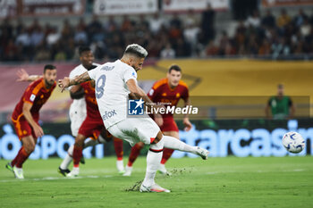 2023-09-01 - Olivier Giroud of Milan scores 0-1 goal by penalty during the Italian championship Serie A football match between AS Roma and AC Milan on September 1, 2023 at Stadio Olimpico in Rome, Italy - FOOTBALL - ITALIAN CHAMP - AS ROMA V AC MILAN - ITALIAN SERIE A - SOCCER