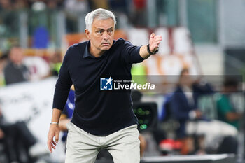 2023-09-01 - Jose' Mourinho head coach of Roma gestures during the Italian championship Serie A football match between AS Roma and AC Milan on September 1, 2023 at Stadio Olimpico in Rome, Italy - FOOTBALL - ITALIAN CHAMP - AS ROMA V AC MILAN - ITALIAN SERIE A - SOCCER
