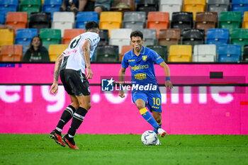 2023-09-02 - Frosinone's Giuseppe Caso in action against Udinese's Nehuen Perez - UDINESE CALCIO VS FROSINONE CALCIO - ITALIAN SERIE A - SOCCER