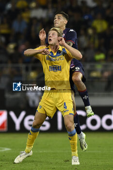 2023-09-28 - Marco Brescianini of Frosinone Calcio and Maxime Lopez of A.C.F. Fiorentina during the 6th day of the Serie A Championship between Frosinone Calcio vs A.C.F. Fiorentina, 28 September 2023 at the Benito Stirpe Stadium, Frosinone, Italy. - FROSINONE CALCIO VS ACF FIORENTINA - ITALIAN SERIE A - SOCCER