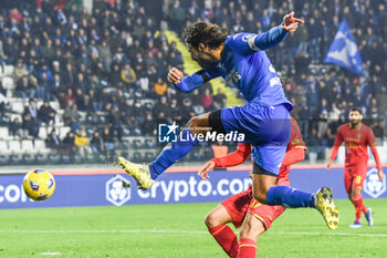 2023-12-11 - Sebastiano Luperto (Empoli) shots on goal - EMPOLI FC VS US LECCE - ITALIAN SERIE A - SOCCER