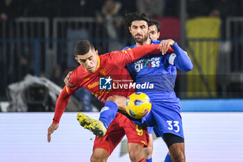 2023-12-11 - Sebastiano Luperto (Empoli) fights for the ball against Nikola Krstovic (Lecce) - EMPOLI FC VS US LECCE - ITALIAN SERIE A - SOCCER