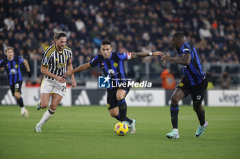 2023-11-26 - Lautaro Martinez of Inter Milan and Adrien Rabiot of Juventus during the Italian Serie A, football match between Juventus Fc and Fc Inter, on 26 November 2023 at Allianz Stadium, Turin, Italy. Photo Nderim Kaceli - JUVENTUS FC VS INTER - FC INTERNAZIONALE - ITALIAN SERIE A - SOCCER