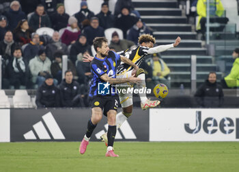 2023-11-26 - Francesco Acerbi of Inter Milan and Weston McKennie of Juventus during the Italian Serie A, football match between Juventus Fc and Fc Inter, on 26 November 2023 at Allianz Stadium, Turin, Italy. Photo Nderim Kaceli - JUVENTUS FC VS INTER - FC INTERNAZIONALE - ITALIAN SERIE A - SOCCER