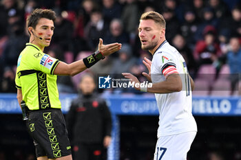 2023-11-25 - Alessandro Pontare the referee discusses with Ciro Immobile of SS Lazio during Serie A between US Salernitana 1919 vs SS Lazio at Arechi Stadium - US SALERNITANA VS SS LAZIO - ITALIAN SERIE A - SOCCER