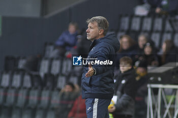 2023-12-03 - Marco Baroni Head Coach of Hellas Verona FC gestures during Udinese Calcio vs Hellas Verona FC, 14° Serie A Tim 2023-24 game at Bluenergy Stadium - Stadio Friuli in Udine (UD), Italy, on Dicember 03, 2023. - UDINESE CALCIO VS HELLAS VERONA FC - ITALIAN SERIE A - SOCCER