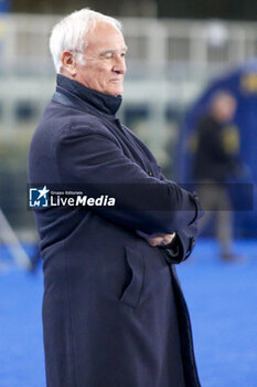 2023-12-23 - Claudio Ranieri Head Coach of Cagliari Calcio looks on during Hellas Verona FC  vs Cagliari Calcio, 17° Serie A Tim 2023-24 game at Marcantonio Bentegodi Stadium in Verona (VR), Italy, on Dicember 23, 2023. - HELLAS VERONA FC VS CAGLIARI CALCIO - ITALIAN SERIE A - SOCCER