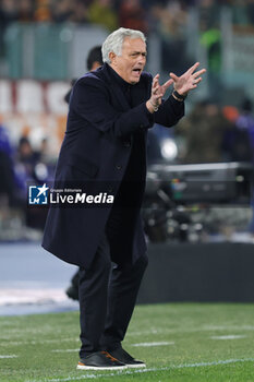 2023-12-10 - Jose' Mourinho head coach of Roma reacts during the Italian championship Serie A football match between AS Roma and ACF Fiorentina on December 10, 2023 at Stadio Olimpico in Rome, Italy - FOOTBALL - ITALIAN CHAMP - ROMA V FIORENTINA - ITALIAN SERIE A - SOCCER