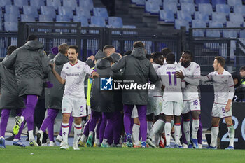 2023-12-10 - Lucas Quarta of Fiorentina celebrates with his teammates after scoring 1-1 goal during the Italian championship Serie A football match between AS Roma and ACF Fiorentina on December 10, 2023 at Stadio Olimpico in Rome, Italy - FOOTBALL - ITALIAN CHAMP - ROMA V FIORENTINA - ITALIAN SERIE A - SOCCER