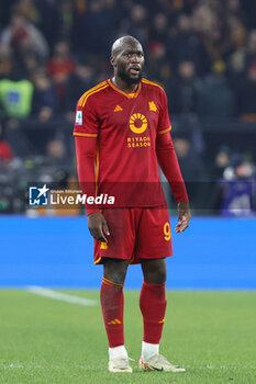 2023-12-10 - Romelu Lukaku of Roma looks on during the Italian championship Serie A football match between AS Roma and ACF Fiorentina on December 10, 2023 at Stadio Olimpico in Rome, Italy - FOOTBALL - ITALIAN CHAMP - ROMA V FIORENTINA - ITALIAN SERIE A - SOCCER