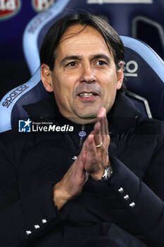 2023-12-17 - Simone Inzaghi head coach of Internazionale during the Italian championship Serie A football match between SS Lazio and FC Internazionale on December 17, 2023 at Stadio Olimpico in Rome, Italy - FOOTBALL - ITALIAN CHAMP - LAZIO V INTERNAZIONALE - ITALIAN SERIE A - SOCCER