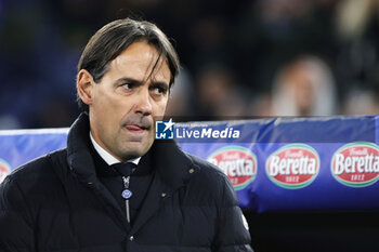 2023-12-17 - Simone Inzaghi head coach of Internazionale griaces during the Italian championship Serie A football match between SS Lazio and FC Internazionale on December 17, 2023 at Stadio Olimpico in Rome, Italy - FOOTBALL - ITALIAN CHAMP - LAZIO V INTERNAZIONALE - ITALIAN SERIE A - SOCCER