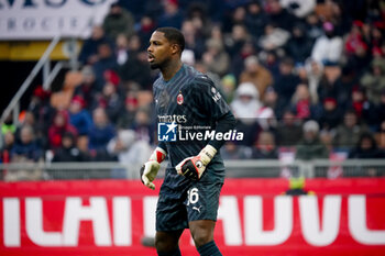 2023-12-17 - Mike Maignan during the Italian championship Serie A football match between AC Milan and AC Monza on December 17, 2023 at San Siro stadium in Milan, Italy - FOOTBALL - ITALIAN CHAMP - MILAN V MONZA - ITALIAN SERIE A - SOCCER