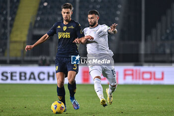 2023-12-22 - Empoli FC's midfielder Alberto Grassi against SS lazio's forward Valentin Mariano Jose Castellanos Gimenez - EMPOLI FC VS SS LAZIO - ITALIAN SERIE A - SOCCER