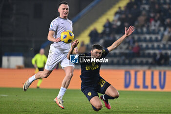2023-12-22 - SS lazio's defender Patricio Gabarron Gil knows as Patric commits a fault on Empoli FC's forward Nicolo Cambiaghi - EMPOLI FC VS SS LAZIO - ITALIAN SERIE A - SOCCER