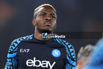 2023-12-23 - Victor Osimhen of Napoli looks on during the Italian championship Serie A football match between AS Roma and SSC Napoli on December 23, 2023 at Stadio Olimpico in Rome, Italy - FOOTBALL - ITALIAN CHAMP - ROMA V NAPOLI - ITALIAN SERIE A - SOCCER