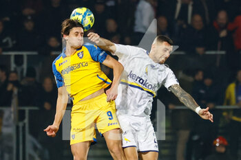 2023-01-14 - Samuele Mulattieri (Frosinone) and Marco Armellino (Modena) - FROSINONE CALCIO VS MODENA FC - ITALIAN SERIE B - SOCCER