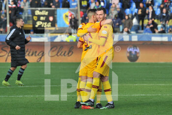 2023-01-14 - Players of Cittadella celebrate at the end of the match - AC PISA VS AS CITTADELLA - ITALIAN SERIE B - SOCCER