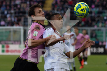 2023-02-05 - Rivas Rigorberto Reggina head shot - PALERMO FC VS REGGINA 1914 - ITALIAN SERIE B - SOCCER