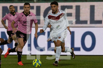 2023-02-05 - Cicerelli Emanuele Reggina carries the ball - PALERMO FC VS REGGINA 1914 - ITALIAN SERIE B - SOCCER