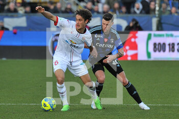 2023-02-04 - Luca  Belardinelli (Sudtirol) thwarted by Adrian Rus (Pisa) - AC PISA VS FC SUDTIROL - ITALIAN SERIE B - SOCCER