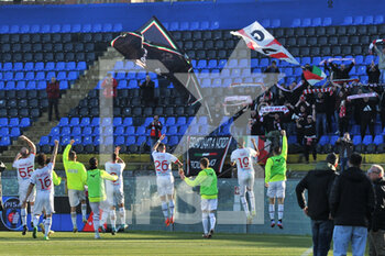 2023-02-04 - Players of Sudtirol greet their fans - AC PISA VS FC SUDTIROL - ITALIAN SERIE B - SOCCER