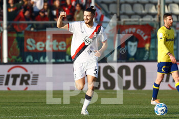 2023-02-19 - Radu Dragusin (Genoa) celebrate after scoring the gol of 0-1 - MODENA FC VS GENOA CFC - ITALIAN SERIE B - SOCCER