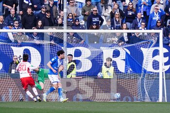 2023-02-25 - Leonardo Benedetti (SSC Bari) Scores the goal - BRESCIA CALCIO VS SSC BARI - ITALIAN SERIE B - SOCCER
