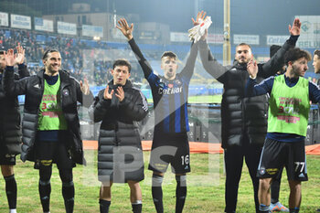 2023-02-24 - Players of Pisa celebrate at the end of the match - AC PISA VS AC PERUGIA - ITALIAN SERIE B - SOCCER