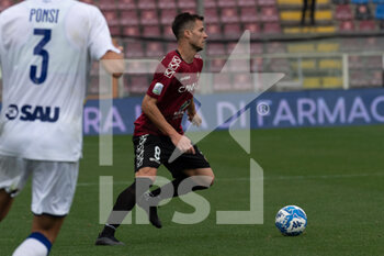 2023-02-25 - Crisetig Lorenzo Reggina carries the ball - REGGINA 1914 VS MODENA FC - ITALIAN SERIE B - SOCCER