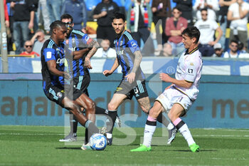 2023-03-04 - Samuele  Damiani (Palermo) Idrissa Toure' (Pisa) - AC PISA VS PALERMO FC - ITALIAN SERIE B - SOCCER