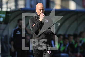2023-03-04 - Head coach of Palermo Eugenio Corini - AC PISA VS PALERMO FC - ITALIAN SERIE B - SOCCER
