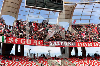 2023-04-01 - Supporters of SSC Bari - SSC BARI VS BENEVENTO CALCIO - ITALIAN SERIE B - SOCCER