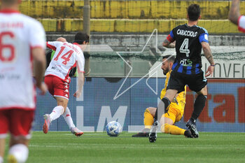 2023-04-23 - Gregorio Morachioli (Bari) fails an opportunity, Nicolas David Andrade (Pisa) saves - AC PISA VS SSC BARI - ITALIAN SERIE B - SOCCER