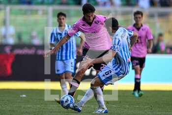2023-05-06 - Palermo’s Edoardo Soleri and Spal’s Biagio Meccariello in action during the Italian Serie BKT soccer match Palermo FC vs. SPAL at the Renzo Barbera stadium in Palermo, Italy, 6th of May 2023 - PALERMO FC VS SPAL - ITALIAN SERIE B - SOCCER